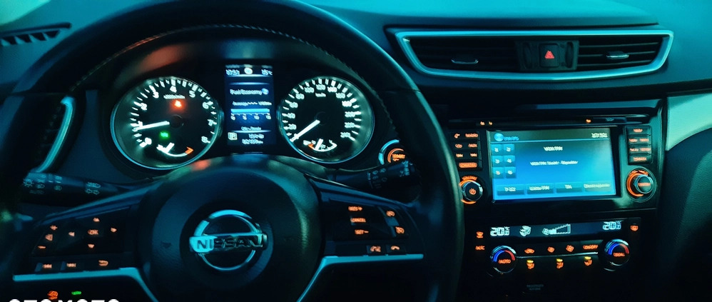 Nissan Qashqai cena 69500 przebieg: 82000, rok produkcji 2018 z Wieliczka małe 79